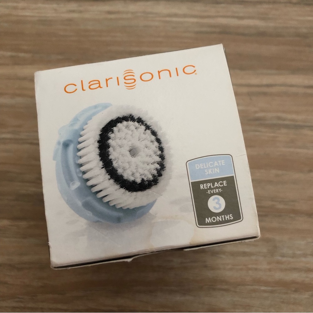 NIB Clarisonic Delicate Brush Head Twin-Pack